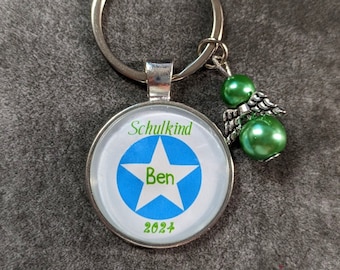 Schlüsselanhänger "Schulkind 2024" mit Metallanhänger (3 zur Auswahl)- personalisiert Design Stern