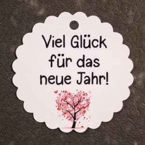 Neujahrsanhänger Viel Glück für das neue Jahr Herzbaum Pink – 10er Set Glücksbringer Anhänger für Silvester & Neujahr Dekoration