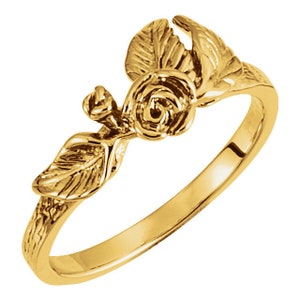10K Yellow Gold Floral-Inspired Ring