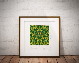 アート　PRETTY GREEN Prints 「Pocket Full」 Pick of the Crop - Up a Coconut Tree - Vintage Pin Up Girl