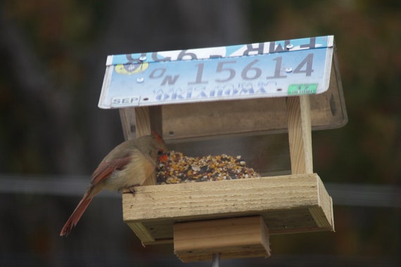 Handmade Recycled Pallet And License Plate Bird Feeder Etsy