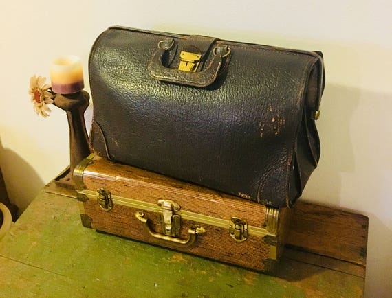 Antique Leather Doctors Bag Briefcase - image 1