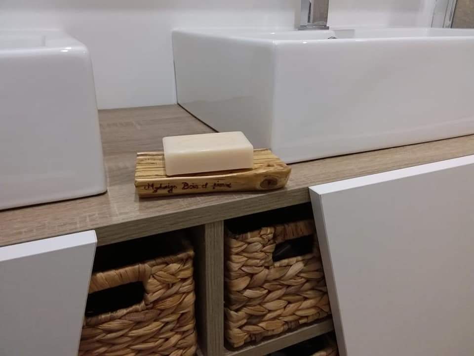 Porte Savon en Bois . Écologique