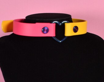 Made to your size / Pansexual pride heart choker / kitten play collar / goth / alt fashion / pet play necklace / bdsm /