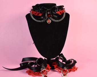 Made to your size / Black and red Luxe set Black / kink positive / collar + cuffs / pet play necklace / goth / alternative / bdsm/queer