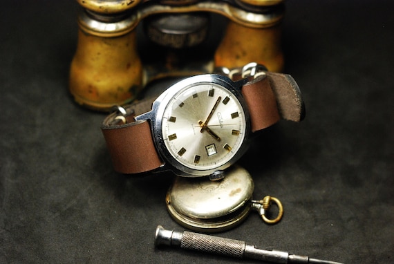 Vintage Chunky Men's watch called "GLORY" ( "Slav… - image 1