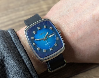 レアヴィンテージチャイカ、クォーツ時計cal.3056、ソビエト