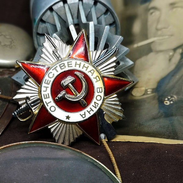 médaille de la Guerre Patriotique de l'URSS en l'honneur des 40 ans de Victoire dans la Grande Guerre Patriotique 100% originale