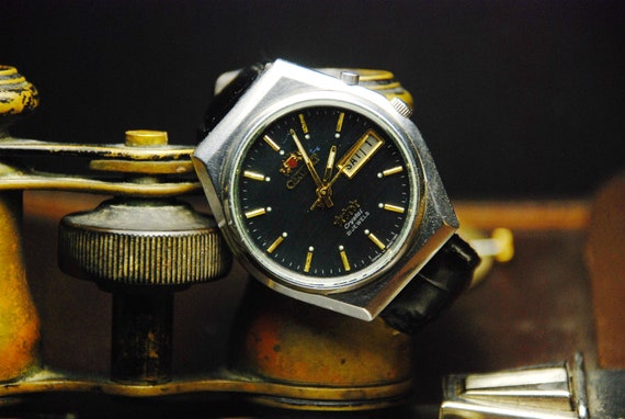 orient self winding watch