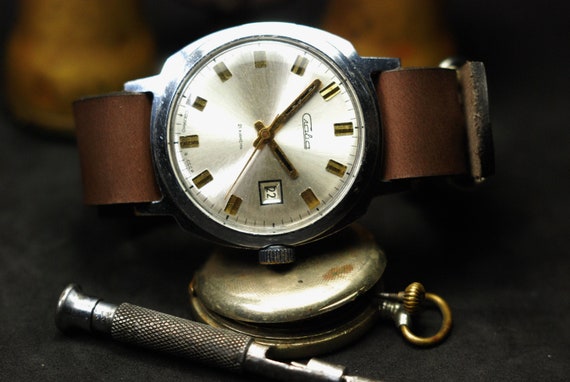 Vintage Chunky Men's watch called "GLORY" ( "Slav… - image 2