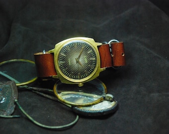 seltene Uhr „LUCH“, hergestellt in der UdSSR, 23 Juwelen 2209 + neues Lederarmband, vergoldetes Gehäuse, Au10