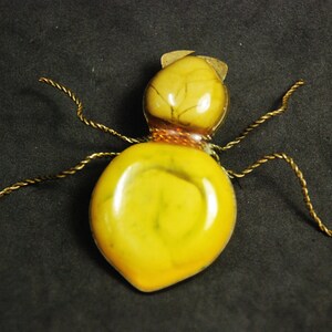 Beautiful VINTAGE SPIDER Use it for assemblage, mixed media or wear it a gift for her,gold plated brooch, old brooch