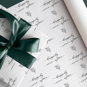 Inpakpapier lang en gelukkig – moderne kalligrafiecadeauverpakking voor bruiloften, jubilea en romantische gelegenheden