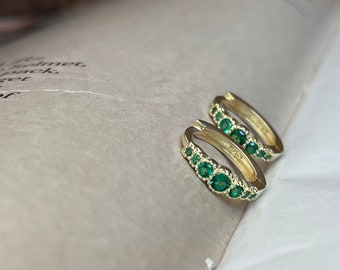 Emerald gold huggie,Gold minimalist huggie earrings,tiny huggies,cz huggies,thin small huggie hoop earrings,simple hoop earrings,dainty hoop