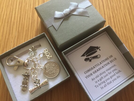 Personalised wise owl Graduation Keepsake Keyring Gifts Congratulations 2018