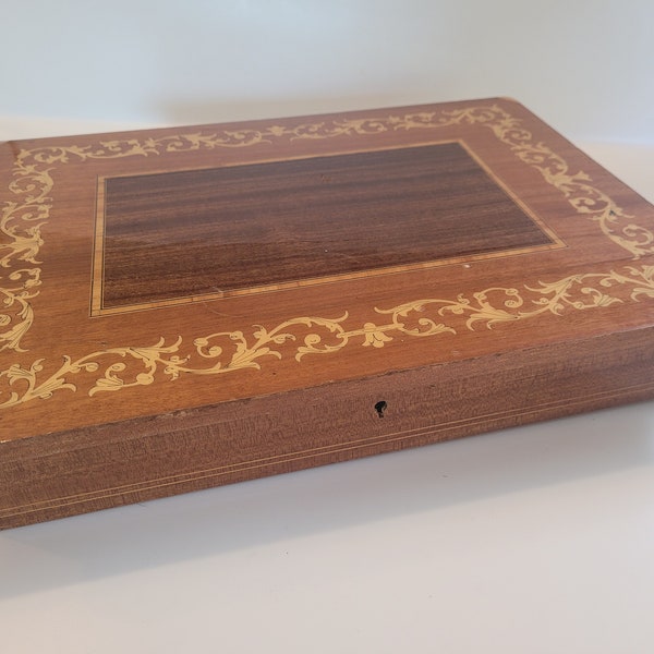 Vtg rustic, tarnished inlaid wood treasure box // made in Italy // exterior 14.5 x 10.75 x 2.4 inches