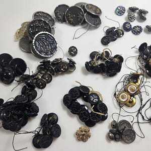 Lot of special 1890s-1940s metal, shell, glass, other buttons