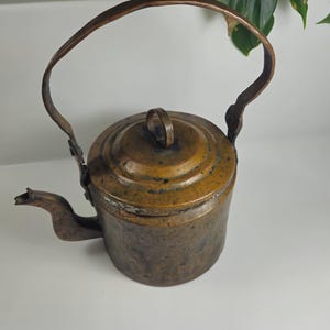 Antique large hand-forged Copper Kettle // for display