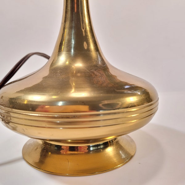 vtg brass small table lamp with harp and finial // no lamp shade included // 13.5 inches tall top of socket