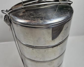 stainless food canister, 4 compartments // tiffen box, stacking lunch box with carrying handle