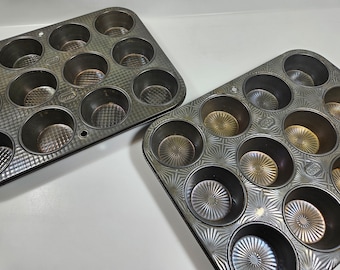 vtg tarnished muffin cupcake tin, your choice // Ekco USA Ovenex // starburst or waffle pattern