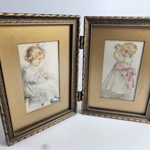 vtg double 5 x 3.5 inch gold picture frame for tabletop display