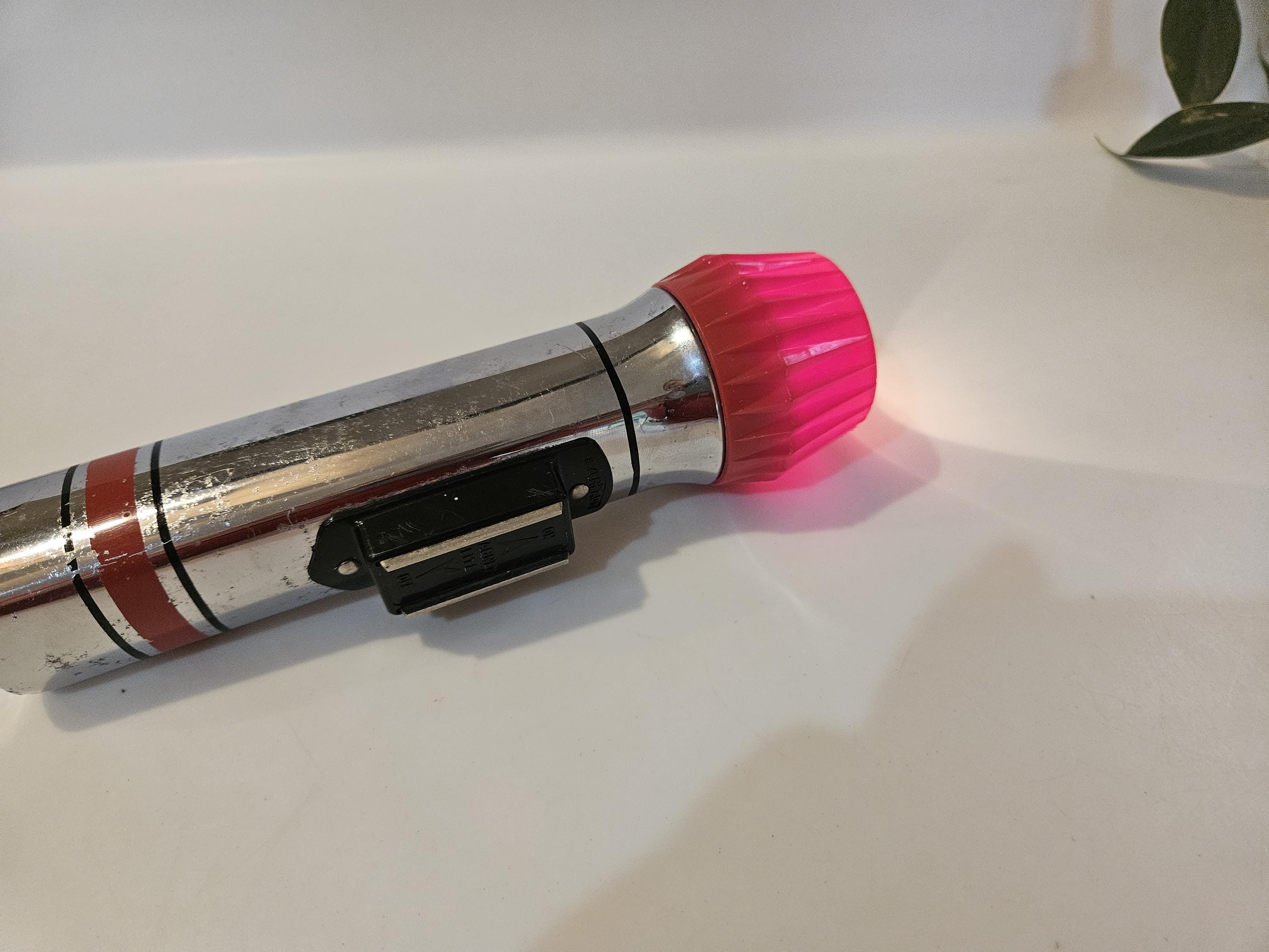 フラッシュ ♡レッドマグマ80ミリ Big Red Flashlight - Etsy