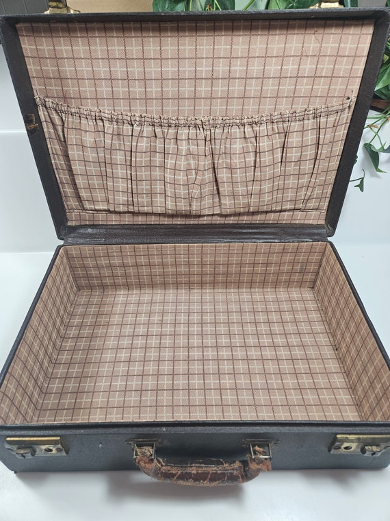 Vtg Rustic Suitcase, 17.5 X 12 X 6 Inches // Wood Covered in Paper