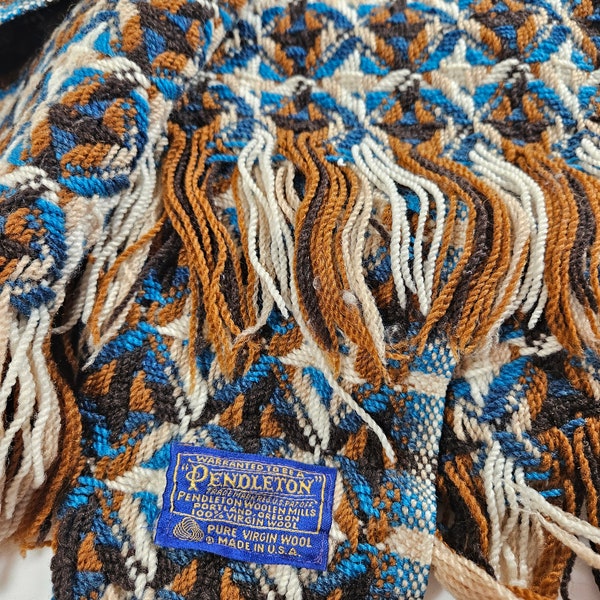 vtg Pendleton woven Wool Throw Blanket, fringe // 64 x 54 inches