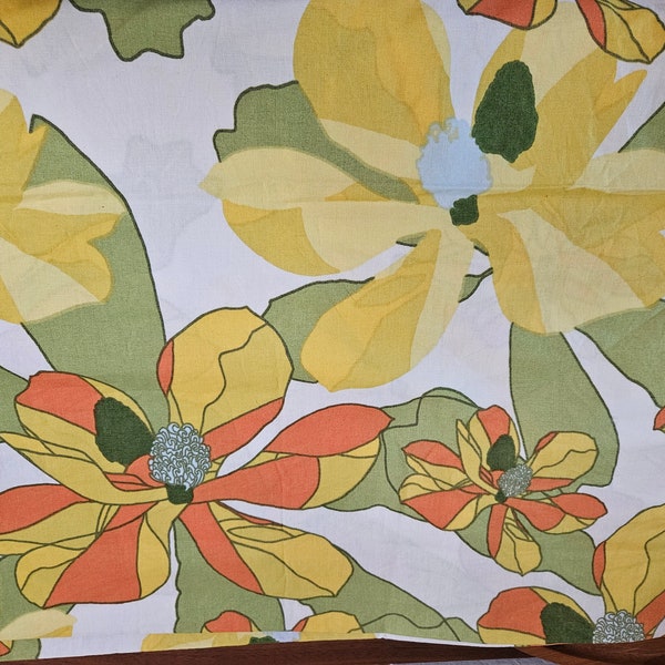 1.5 x 1.25 yards 100% cotton fabric, Marimekko Oyj Suomi Finland // 'Palma' pattern