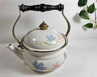 vtg enameled tea kettle with flowers // 2.5 quart for stove boiling // wood handle, brass knob