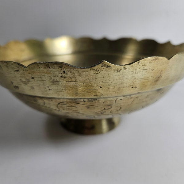 vtg etched Brass Pedestal Bowl // 6.75 inches wide, 3 inches tall