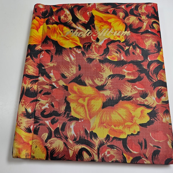 photo album vtg 1960s-70s red floral // 8 double sided pages, each 8.5 x 11 inches // mid century sateen fabric cover scrapbook