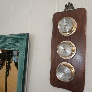 vtg mid century Springfield wall weather station, wood // accuracy unknown