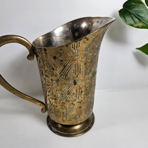vtg brass pitcher vase, etched pattern // 6.75 inches tall