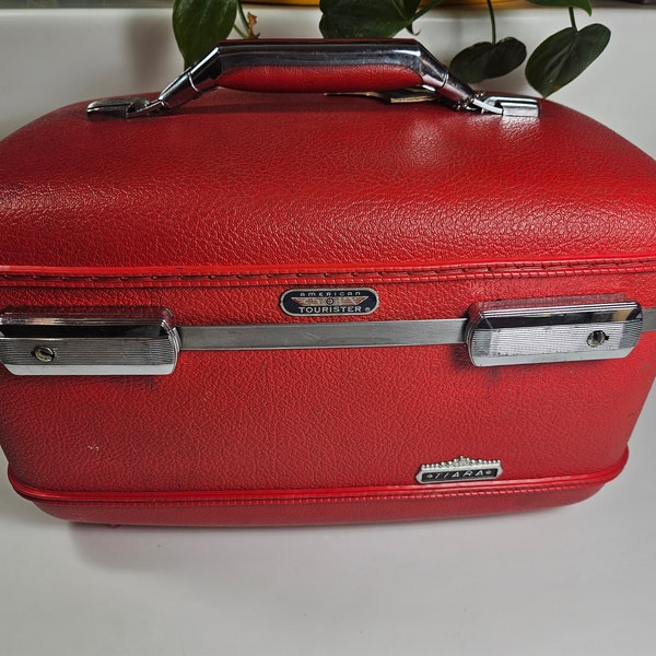 vtg cherry pinkish-red 1960s American Tourister 'Tiara' travel case with mirror