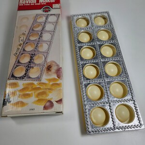 vtg ravioli maker in original box // 12 x 4 inches, makes 12 at a time // Norpro