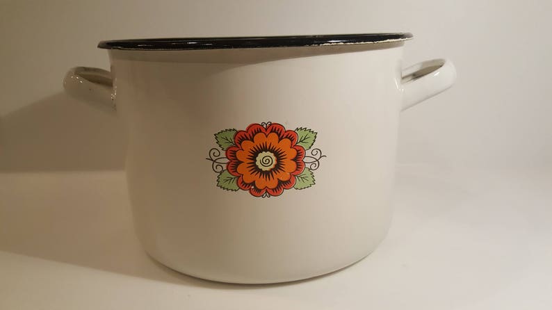 White Enamel Stock Pot 6 Quarts No Lid 1950s Vintage Etsy