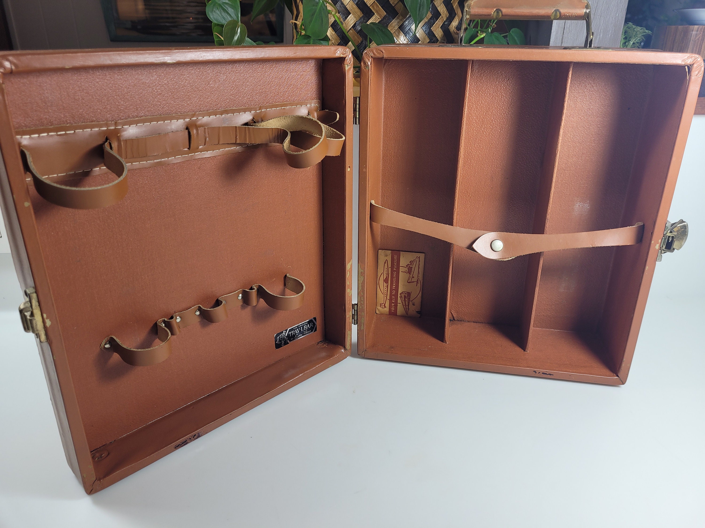 Vintage 1950s Travelling BAR Suitcase Locks Jet Set 