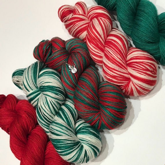 80m each Christmas Mini-Skein Yarn Set Progress Keeper Hand-Dyed Hand-Painted 4-ply Sock Wool 5 x 20g Red Green Off White Self-Striping