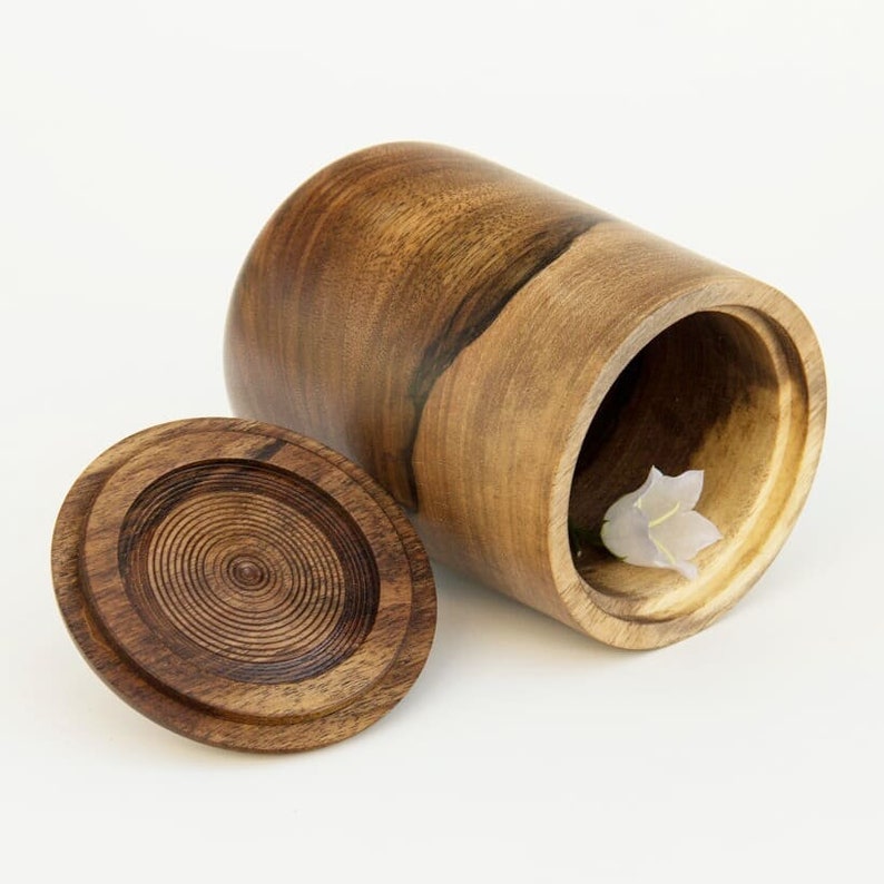 wooden box jewelry walnut \u0434\u0435\u0440\u0435\u0432\u043e wood decor designer \u0434\u0435\u043a\u043e\u0440 \u0438\u043d\u0442\u0435\u0440\u044c\u0435\u0440 \u0434\u043b\u044f \u0434\u043e\u043c\u0430 \u0434\u0435\u0440\u0435\u0432\u044f\u043d\u043d\