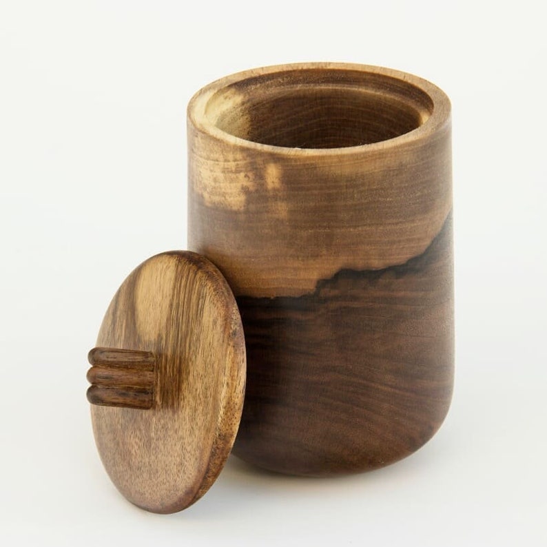 wooden box jewelry walnut \u0434\u0435\u0440\u0435\u0432\u043e wood decor designer \u0434\u0435\u043a\u043e\u0440 \u0438\u043d\u0442\u0435\u0440\u044c\u0435\u0440 \u0434\u043b\u044f \u0434\u043e\u043c\u0430 \u0434\u0435\u0440\u0435\u0432\u044f\u043d\u043d\