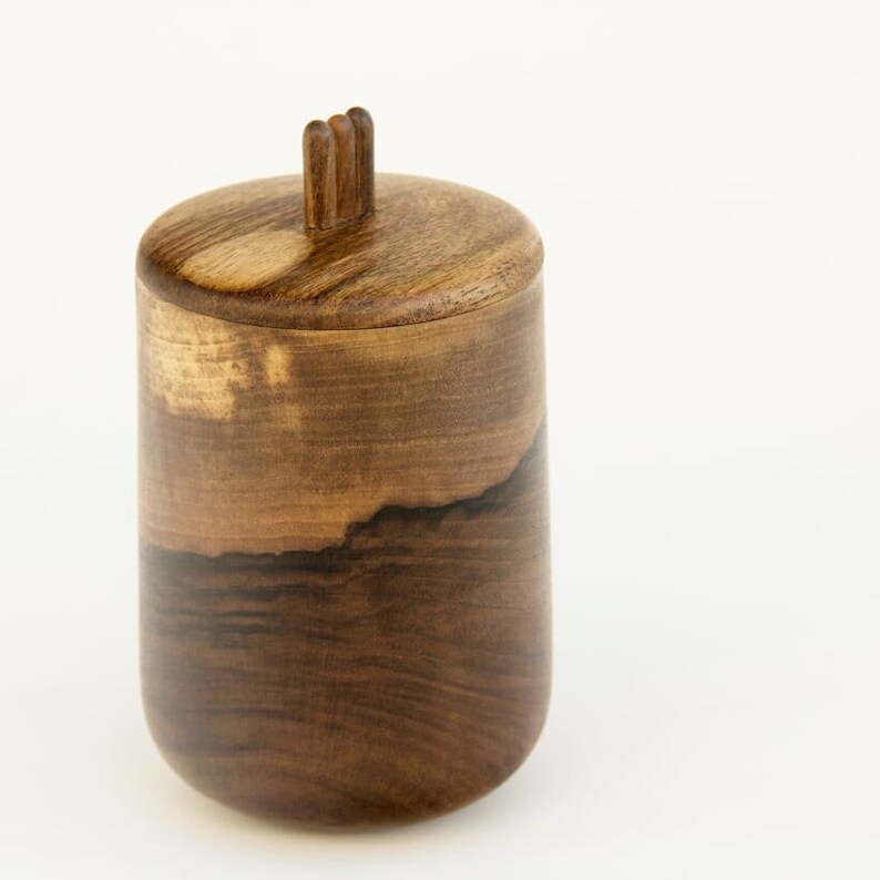 wooden box jewelry walnut \u0434\u0435\u0440\u0435\u0432\u043e wood decor designer \u0434\u0435\u043a\u043e\u0440 \u0438\u043d\u0442\u0435\u0440\u044c\u0435\u0440 \u0434\u043b\u044f \u0434\u043e\u043c\u0430 \u0434\u0435\u0440\u0435\u0432\u044f\u043d\u043d\