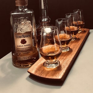 Personalized Bourbon Scotch Whisky Whiskey Tasting Flight - Mahogany 4 Glencairn Glass Serving Tray  Whiskey Lover Housewarming Gift for Man