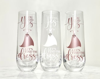 Yes To The Dress Champagne Flutes,Wedding Dress Shopping, Bridesmaid Proposal gift, Crystal Glassware, Personalized wedding Gift, Bride Gift