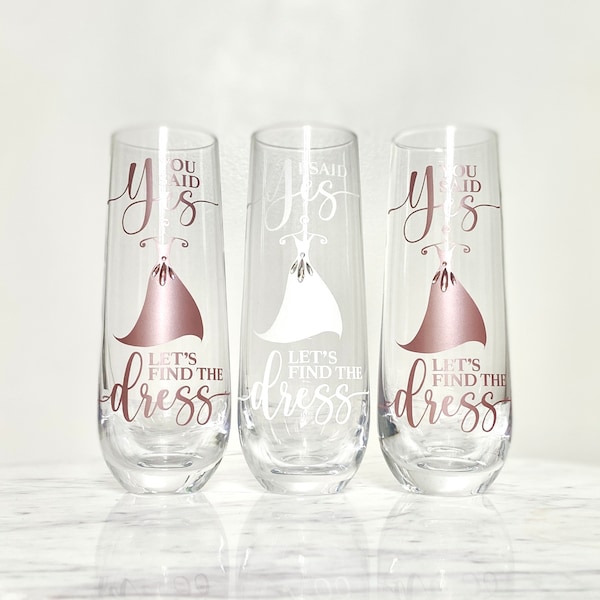 Yes To The Dress Champagne Flutes,Wedding Dress Shopping, Bridesmaid Proposal gift, Crystal Glassware, Personalized wedding Gift, Bride Gift