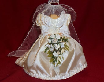 SPIRIT Of DIANA - Princess of Wales - Replica Miniature Bridal Gown