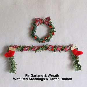 Dolls House Christmas MANTEL GARLANDS and WREATHS Sets A Red Socks - Tartan