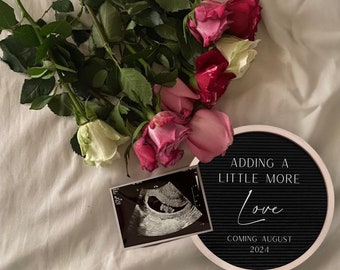 EDITABLE Bouquet of Roses Pregnancy Announcement | Pregnancy Announcement | Digital Baby Announcement | Floral Baby Announcement