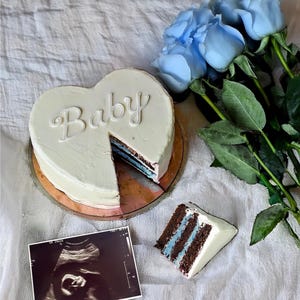 MODIFICABILE È un maschietto / Annuncio di gravidanza con torta a cuore vintage / Annuncio di gravidanza vintage / Annuncio digitale del bambino / Rivelazione del sesso del bambino